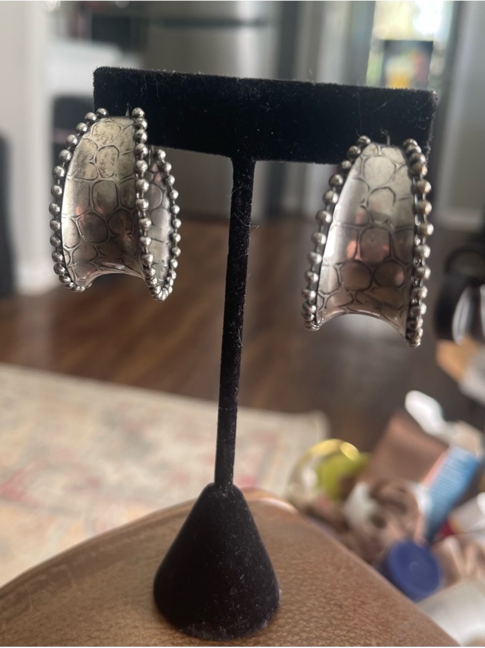 ⚜️Silver Textured Hoop Earrings
